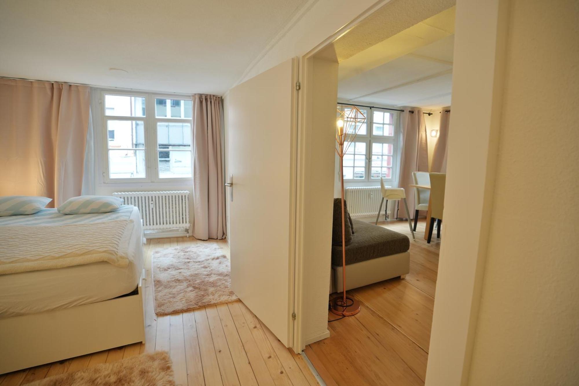Cozy City Center, 4 Bedroom- 120Sq, 5Min Walk To Main Station Basel Dış mekan fotoğraf